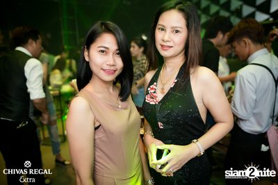 Lydia Live ที่ ดิฟเฟอร์ ผับ พัทยา — photo 27