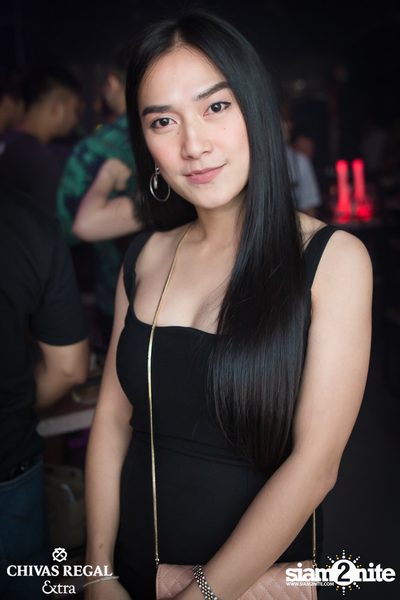 Lydia Live ที่ ดิฟเฟอร์ ผับ พัทยา — photo 31