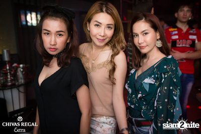 Lydia Live ที่ ดิฟเฟอร์ ผับ พัทยา — photo 43