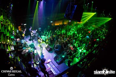 Lydia Live ที่ ดิฟเฟอร์ ผับ พัทยา — photo 64
