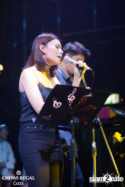 Lydia Live ที่ ดิฟเฟอร์ ผับ พัทยา — photo 67