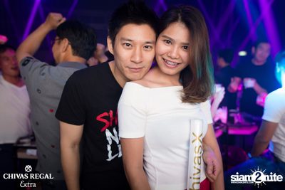 Lydia Live ที่ ดิฟเฟอร์ ผับ พัทยา — photo 95