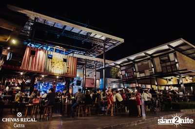 Ben Chalatit Live ที่ ซิกซ์ตี้ซิกซ์ สเตชั่น — photo 1
