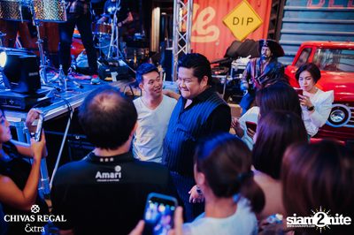 Ben Chalatit Live ที่ ซิกซ์ตี้ซิกซ์ สเตชั่น — photo 22