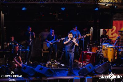 Ben Chalatit Live ที่ ซิกซ์ตี้ซิกซ์ สเตชั่น — photo 44