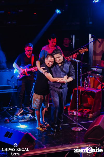 Ben Chalatit Live ที่ ซิกซ์ตี้ซิกซ์ สเตชั่น — photo 63