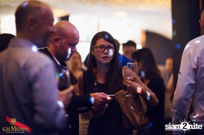 Nightfall Going Wild! at Luna Lounge — photo 71