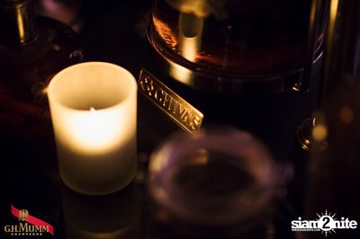 Nightfall Going Wild! at Luna Lounge — photo 92