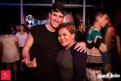 Supersonic Saturdays นำเสนอ DJ Groove ที่ เซ ลา วี — photo 19