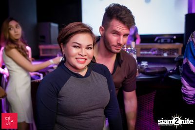 Supersonic Saturdays นำเสนอ DJ Groove ที่ เซ ลา วี — photo 23