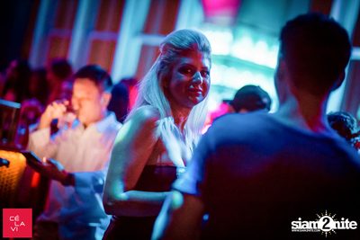 Supersonic Saturdays นำเสนอ DJ Groove ที่ เซ ลา วี — photo 31