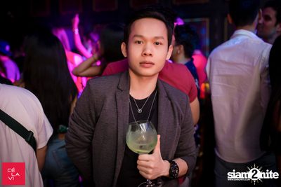 Supersonic Saturdays นำเสนอ DJ Groove ที่ เซ ลา วี — photo 57