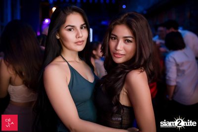 Supersonic Saturdays นำเสนอ DJ Groove ที่ เซ ลา วี — photo 67