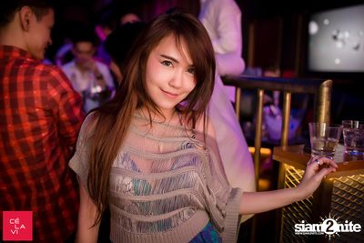 Supersonic Saturdays นำเสนอ DJ Groove ที่ เซ ลา วี — photo 73