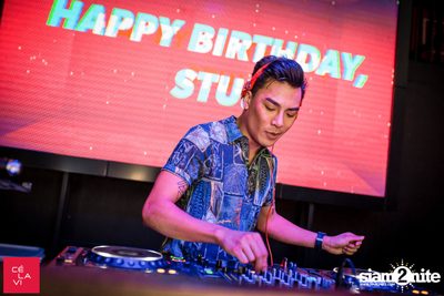 Supersonic Saturdays นำเสนอ DJ Groove ที่ เซ ลา วี — photo 76