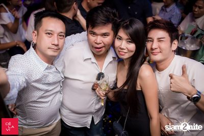 Supersonic Saturdays นำเสนอ DJ Groove ที่ เซ ลา วี — photo 80