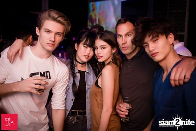 Supersonic Saturdays นำเสนอ DJ Groove ที่ เซ ลา วี — photo 84