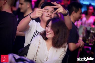 Supersonic Saturdays นำเสนอ DJ Groove ที่ เซ ลา วี — photo 100