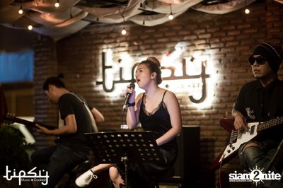 Oat Pramote at Tipsy Bkk — photo 2