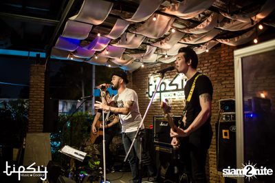 Oat Pramote at Tipsy Bkk — photo 33