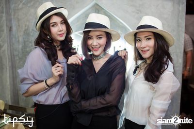 Oat Pramote at Tipsy Bkk — photo 40
