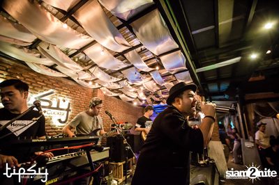 Oat Pramote at Tipsy Bkk — photo 73