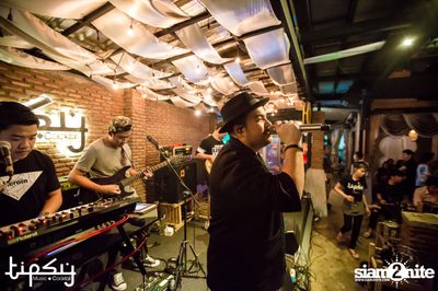 Oat Pramote at Tipsy Bkk — photo 91
