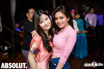 DJ Oskar ที่ เบียร์เฮาส์ | ฮิลตัน หัวหิน รีสอร์ท แอนด์ สปา — photo 36
