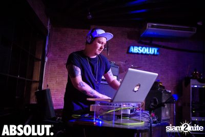 DJ Oskar ที่ เบียร์เฮาส์ | ฮิลตัน หัวหิน รีสอร์ท แอนด์ สปา — photo 43