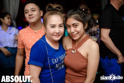 DJ Oskar ที่ เบียร์เฮาส์ | ฮิลตัน หัวหิน รีสอร์ท แอนด์ สปา — photo 58
