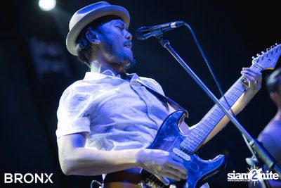 สิงโต นำโชค ที่ บรองซ์ — photo 142