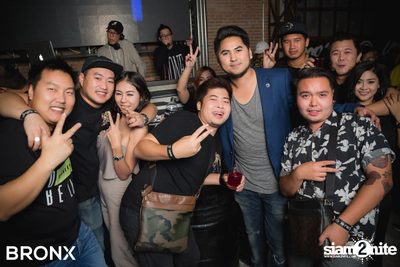 สิงโต นำโชค ที่ บรองซ์ — photo 172