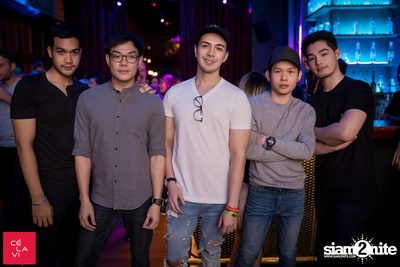 FLY Beyond Tonight กับ Zed Bias ที่ เซ ลา วี — photo 37