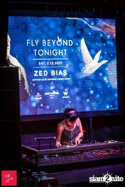 FLY Beyond Tonight กับ Zed Bias ที่ เซ ลา วี — photo 38