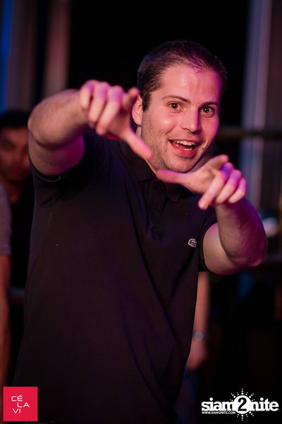 FLY Beyond Tonight กับ Zed Bias ที่ เซ ลา วี — photo 49