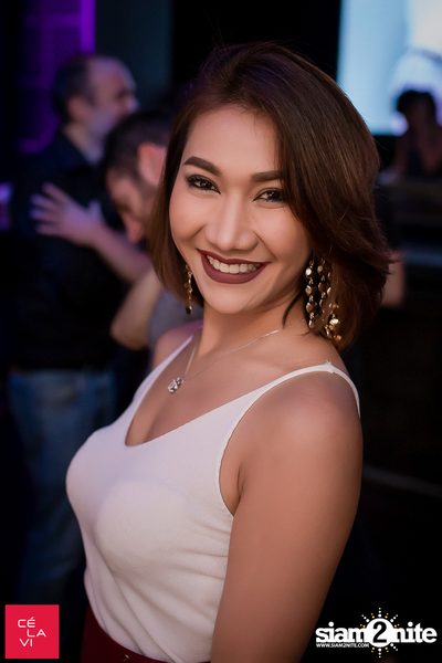 FLY Beyond Tonight กับ Zed Bias ที่ เซ ลา วี — photo 63