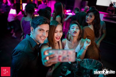 FLY Beyond Tonight กับ Zed Bias ที่ เซ ลา วี — photo 65