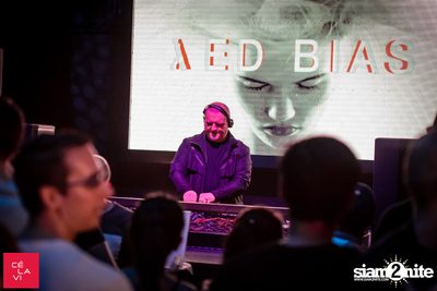 FLY Beyond Tonight กับ Zed Bias ที่ เซ ลา วี — photo 81