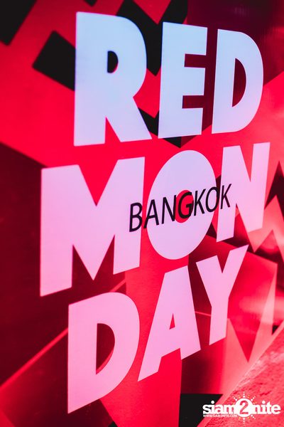 Red Bull: Red Monday Bangkok ที่ Cielo Sky Bar — photo 11