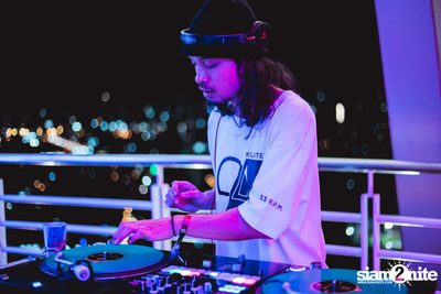 Red Bull: Red Monday Bangkok ที่ Cielo Sky Bar — photo 12