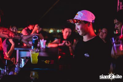 Red Bull: Red Monday Bangkok ที่ Cielo Sky Bar — photo 98