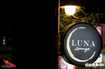 Plug & Play Wednesday: Live Funky Jazz x DJ Jerome at Luna Lounge — photo 1