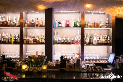 Plug & Play Wednesday: Live Funky Jazz x DJ Jerome at Luna Lounge — photo 11