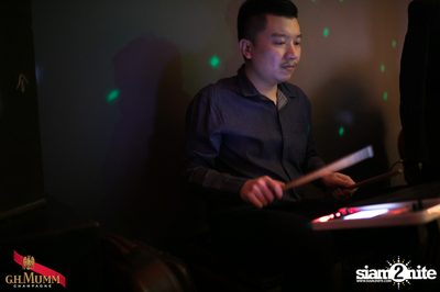 Plug & Play Wednesday: Live Funky Jazz x DJ Jerome at Luna Lounge — photo 50