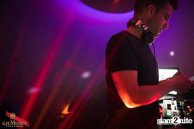 Plug & Play Wednesday: Live Funky Jazz x DJ Jerome at Luna Lounge — photo 61