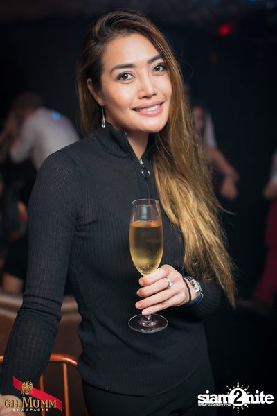 Plug & Play Wednesday: Live Funky Jazz x DJ Jerome at Luna Lounge — photo 69