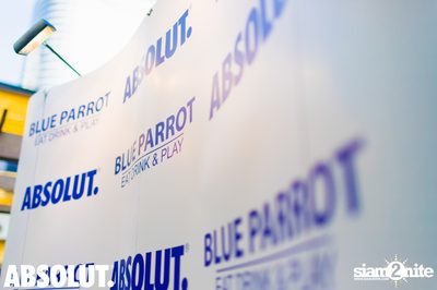 Absolut X Pool Party ที่ บลู แพร็อต — photo 11