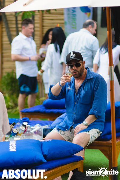 Absolut X Pool Party ที่ บลู แพร็อต — photo 60