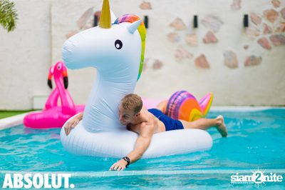 Absolut X Pool Party ที่ บลู แพร็อต — photo 85