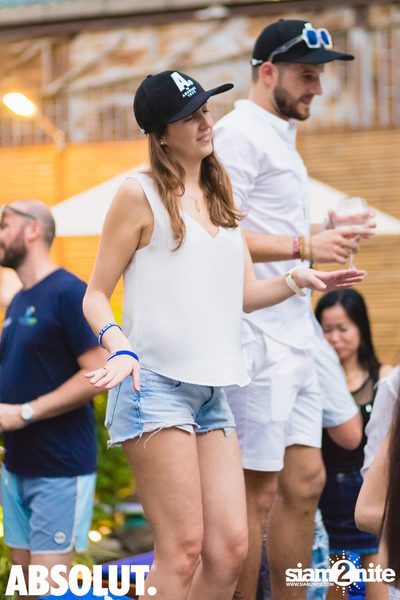 Absolut X Pool Party ที่ บลู แพร็อต — photo 113
